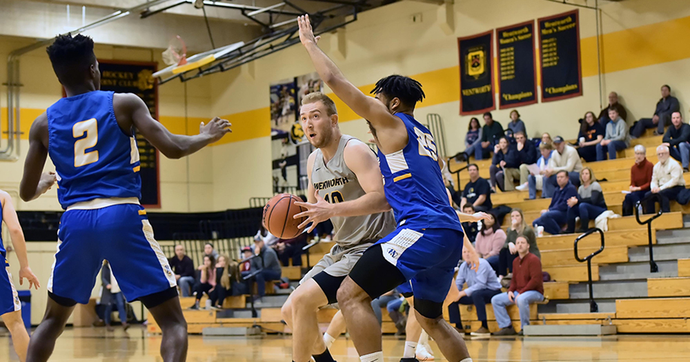 Men's Basketball Defeated by Nichols
