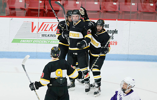 Hockey Holds on to Defeat Wesleyan