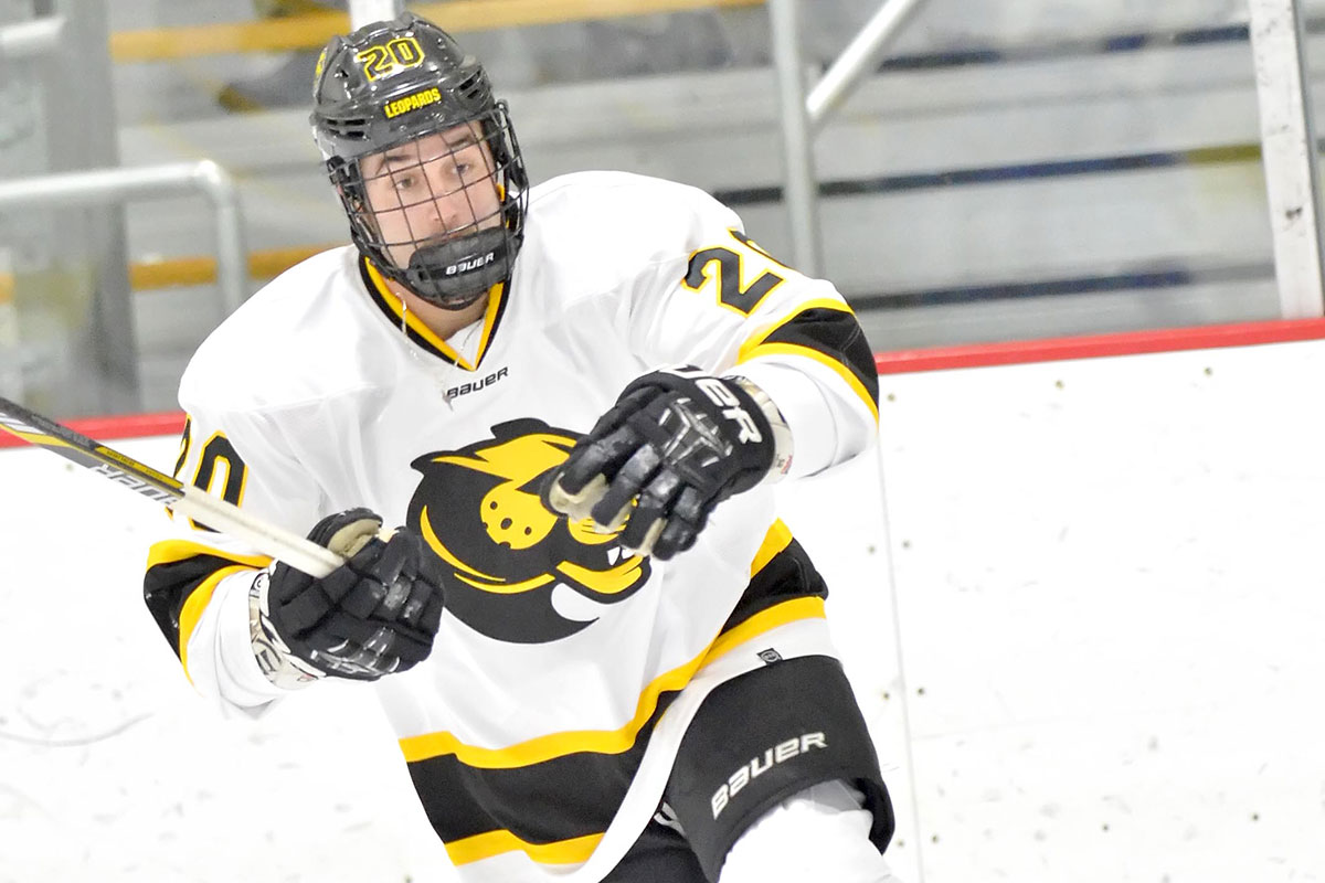 Hockey Uses Four-Goal Third Period to Rally Past Becker