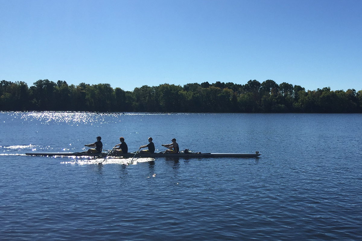 Rowing Competes at Head of the Housatonic Regatta