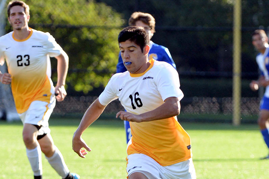 Men's Soccer Opens CCC Play With Tie