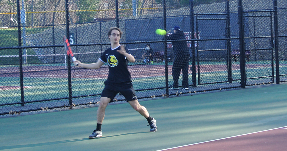 Men's Tennis Doubled up by Rhode Island College