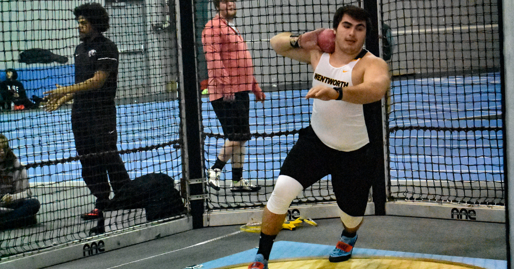 Field Records Fall for Men's Indoor Track at Tufts Invite