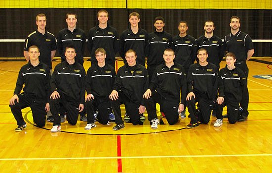 Men's Volleyball Splits Pair at JWU Invitational