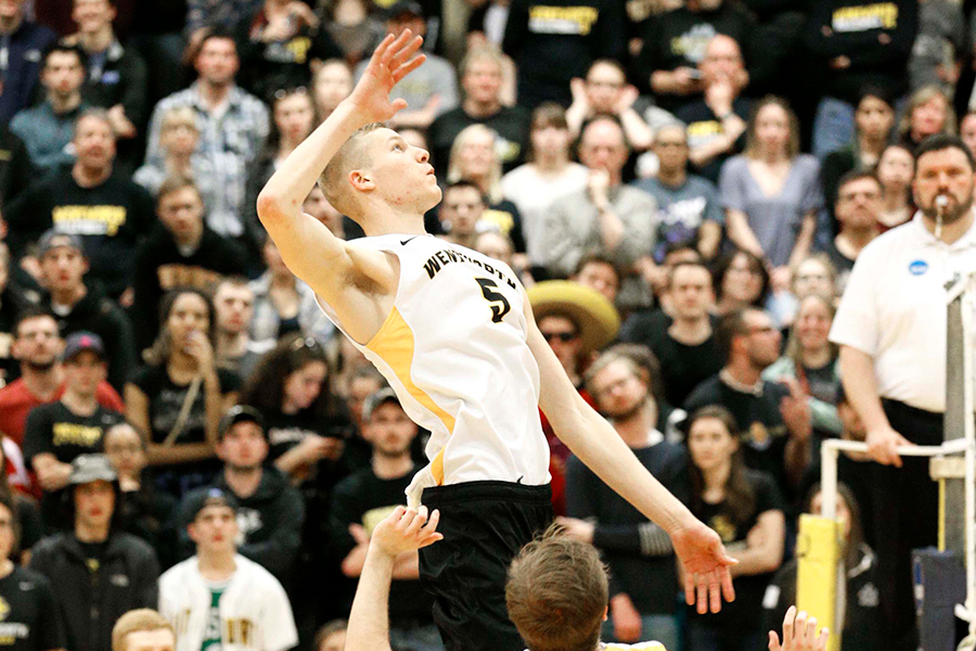 Men's Volleyball Powers Past Rivier