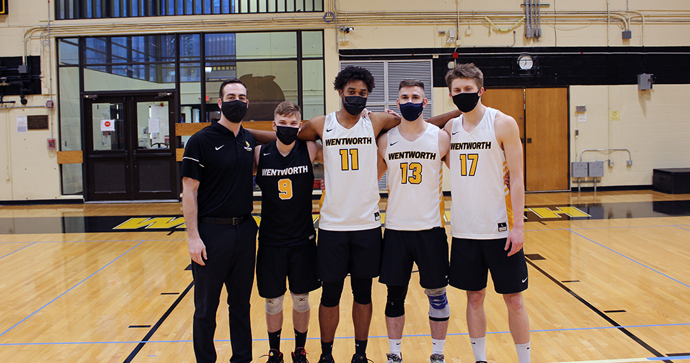 Men's Volleyball Sweeps Lasell on Senior Night