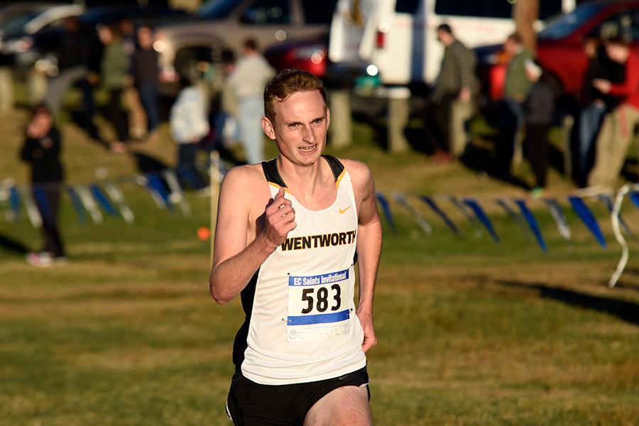 Cross Country Runs to Second-Place Finish at Saints Invitational
