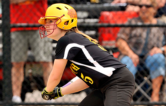 Softball Drops Pair to Open 2014 Campaign