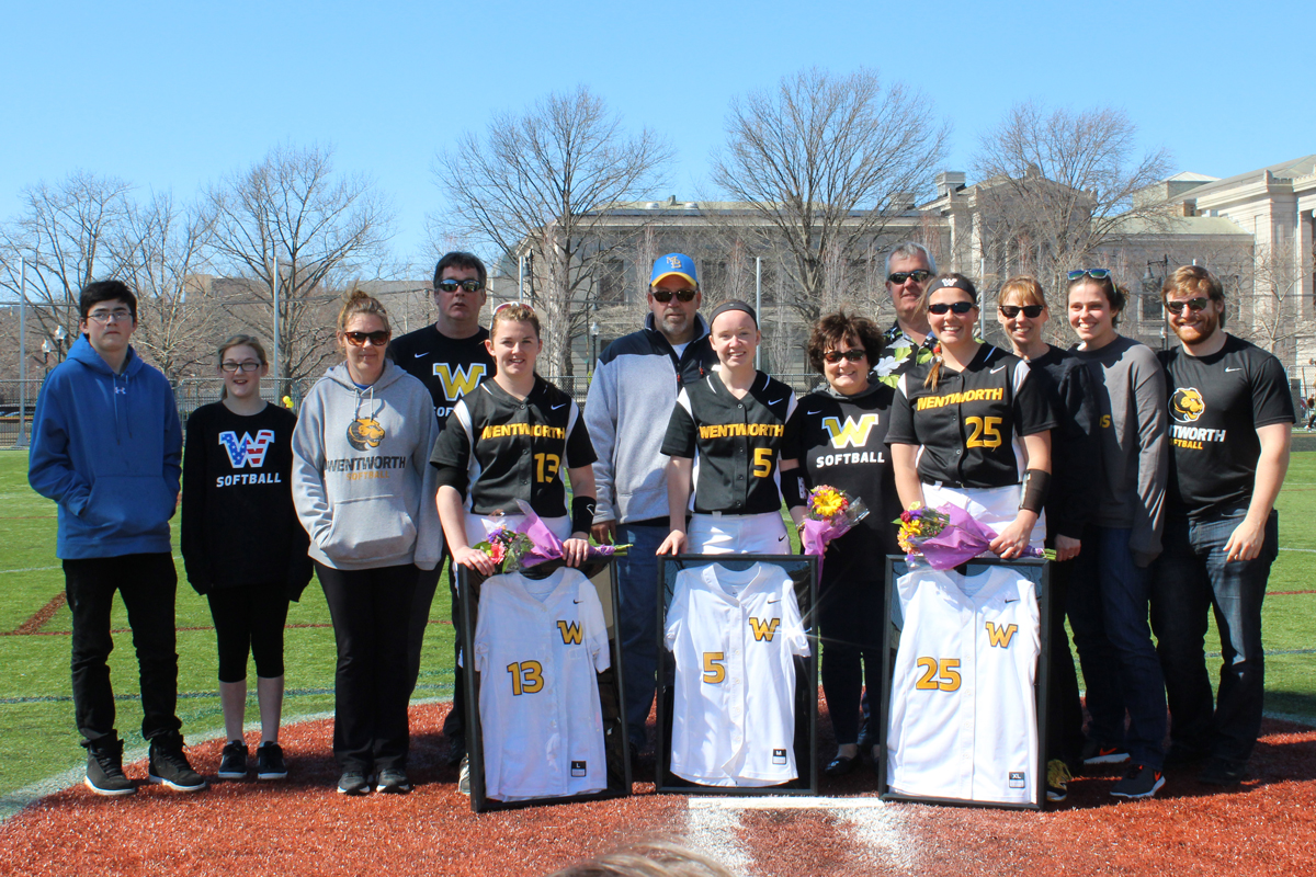 Myers Walks Off With Nightcap Win; Seals Sweep For Softball On Senior Day