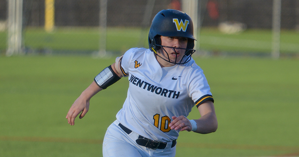 Softball Sweeps Doubleheader Against Nichols to Win Third and Fourth Straight