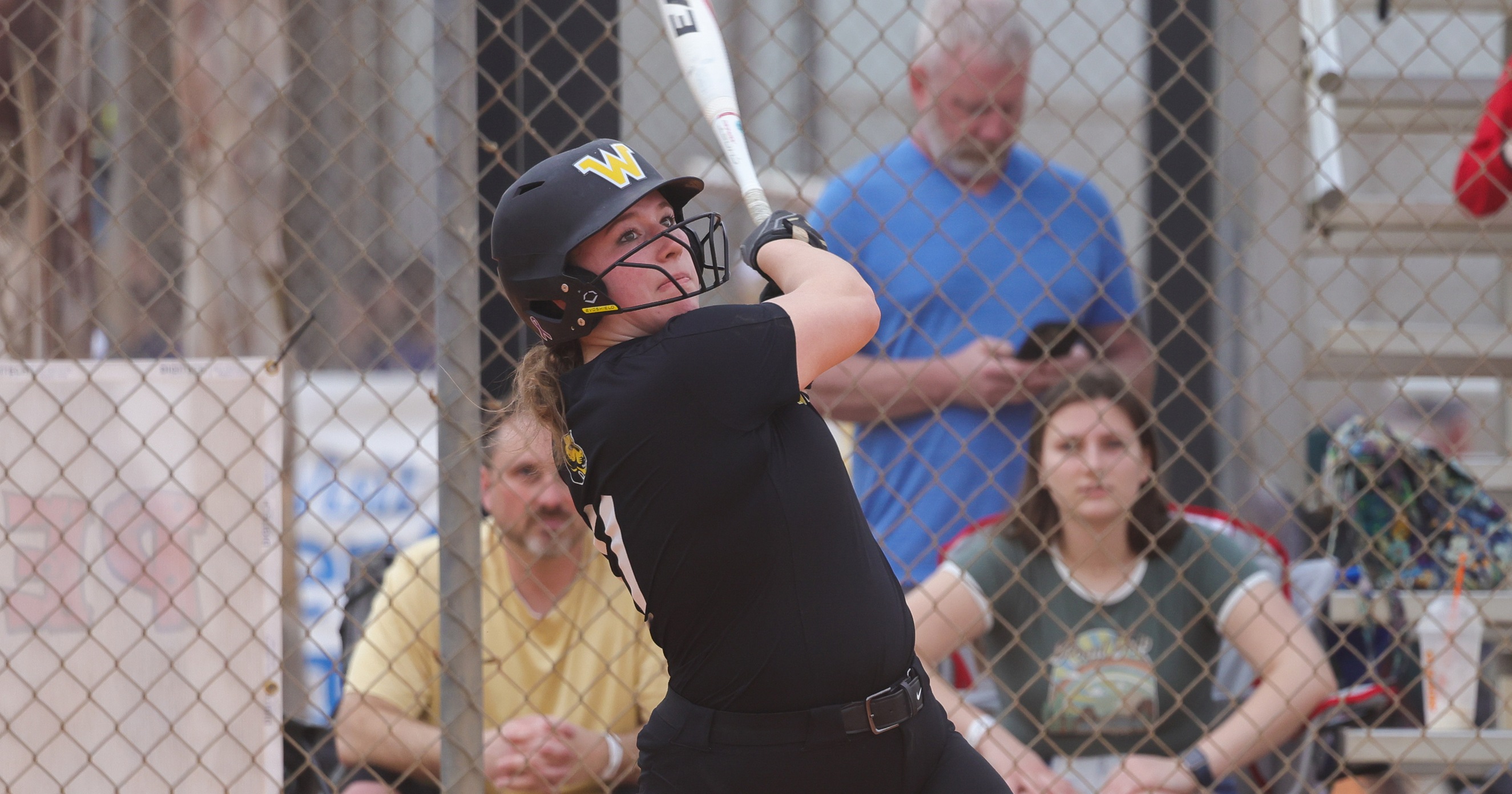 Offense Paces Softball Past Suffolk