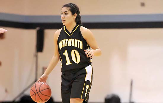 Women's Basketball Edged by Blue Jays