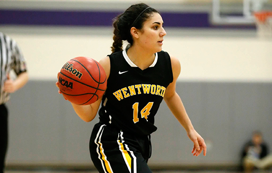Women's Basketball Pulls Away From Lesley in Second Half