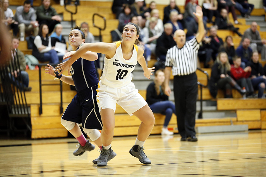Women's Basketball Closes First Semester With Loss at Emerson