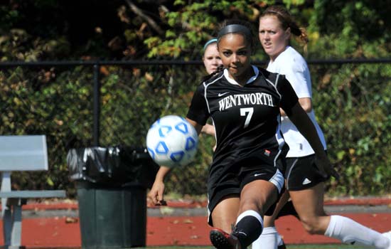 Women's Soccer Opens 2012 Campaign With 2-2 Tie