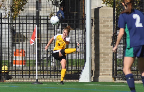 Women's Soccer Falls in Conference Opener