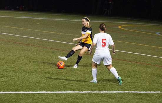 Second Half Spurt Pushes Women's Soccer to Sixth Straight WIn