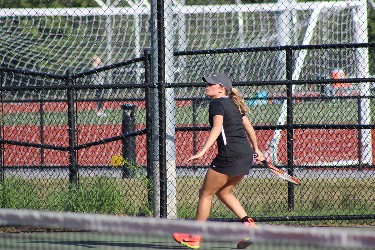 Women's Tennis Defeated by Eastern Nazarene