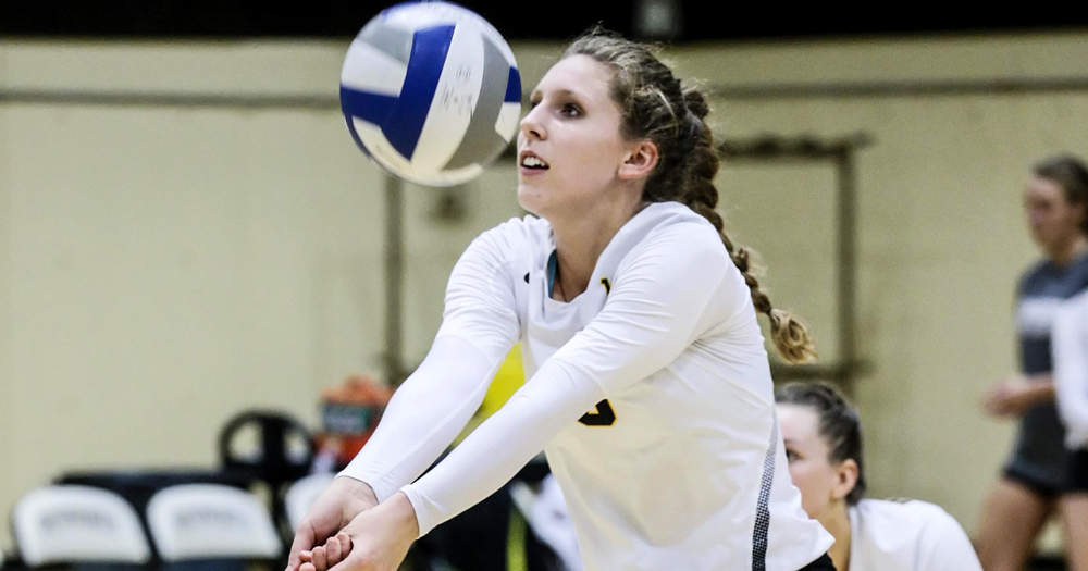 Rogoz Leads Women's Volleyball to 3-1 Win Over Simmons