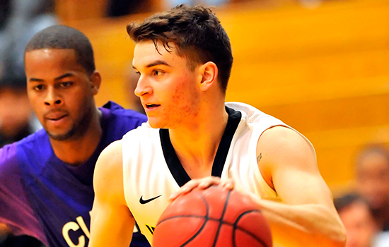 Men's Basketball Cruises to Win in Conference Opener