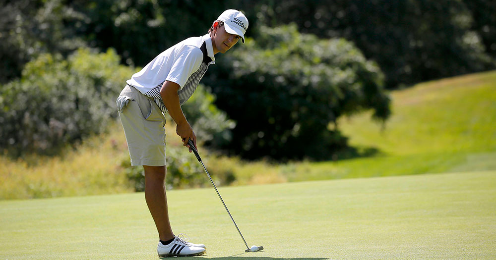 Golf Opens Season With Win at Mitchell