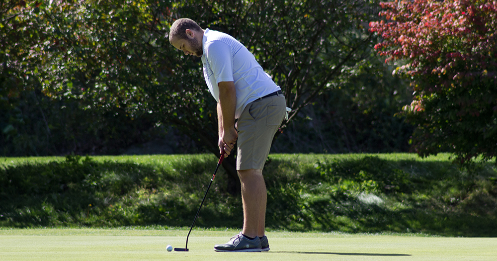 Golf Competes at CCC Championship Qualifier