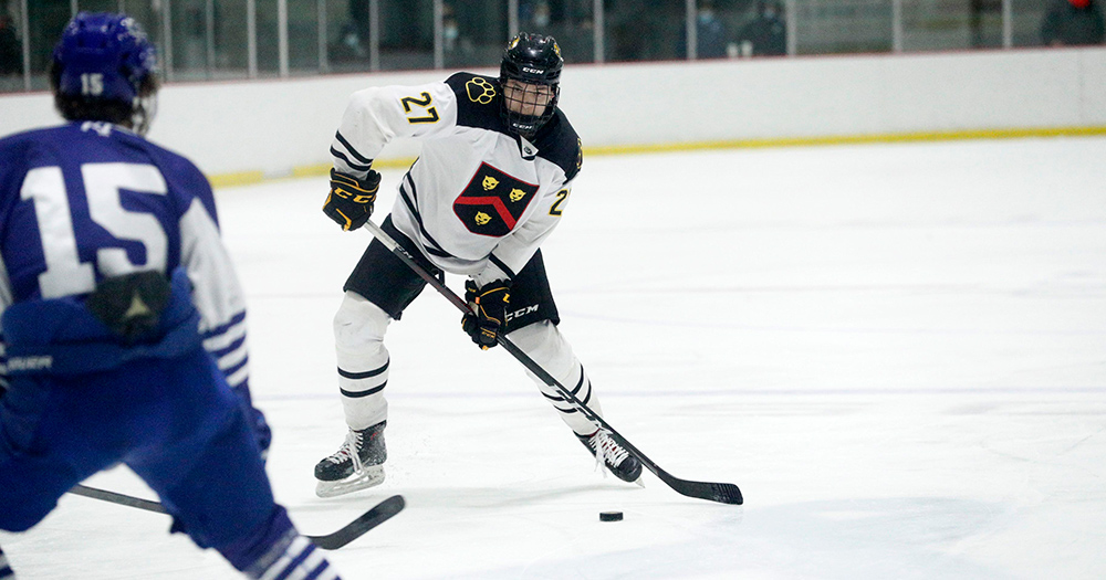 Fast Start Lifts Skidmore to Win over Hockey