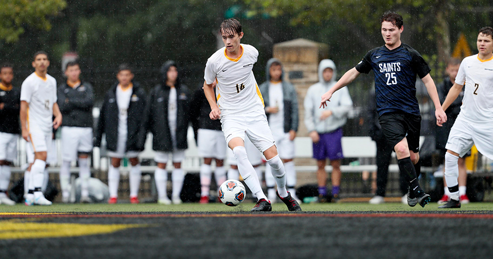 Curry Scores Late to Take Win over Men's Soccer