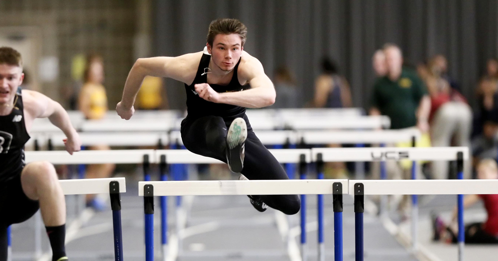 Men's Indoor Track and Field Competes at Branwen Smith-King Invite