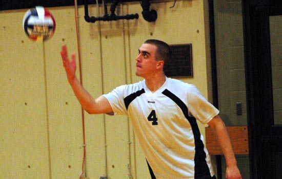 Men's Volleyball Sweeps Tri-Match