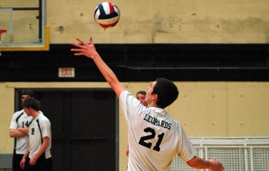 Men's Volleyball Splits in First Day at SUNYIT Invitational