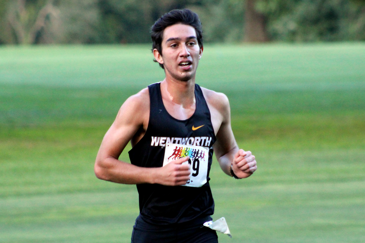 Men's Cross Country Wins By a "Foote" at Wellesley Invitational