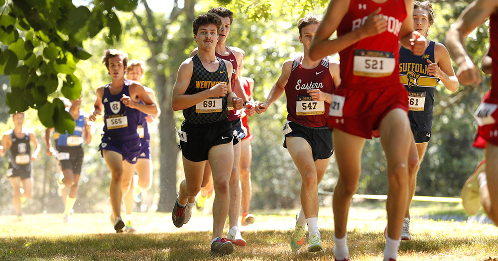Men's Cross Country Places Two in Top 20 at Ron Ouellette Invitational