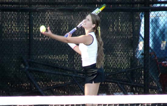Salve Regina Sweeps Women's Tennis