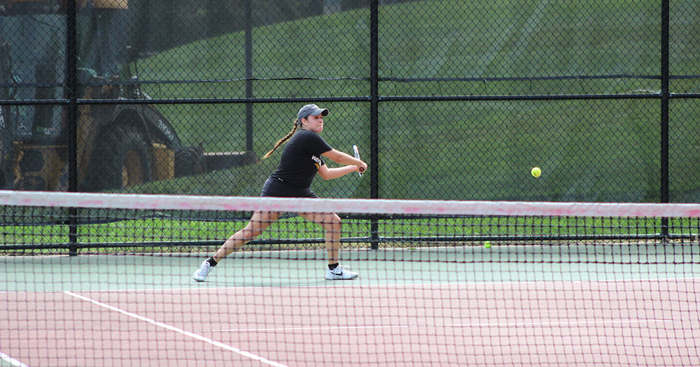Women's Tennis Tripped up at Western New England