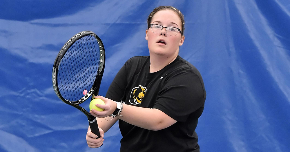 Women's Tennis Defeats Lesley to Conclude Fall Campaign