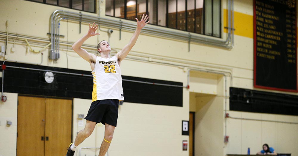 Men's Volleyball Opens Season With Pair of Victories