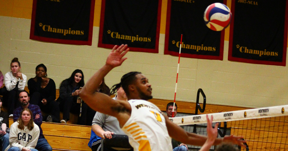 Men's Volleyball Extends Win Streak to Nine With Victory Over Emmanuel