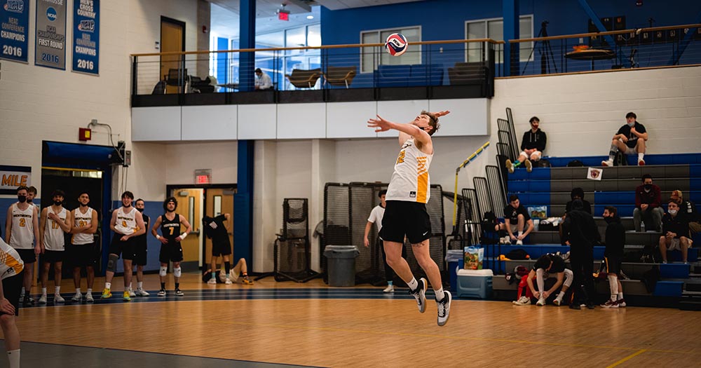 Men's Volleyball Improves to 5-1 in GNAC With Victory Over Colby-Sawyer