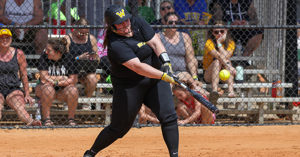 Softball Takes Two in Conference Doubleheader Against Gordon