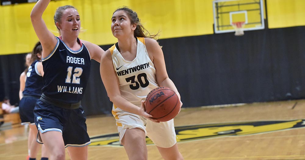 Women's Basketball Drops Road Game at Roger Williams