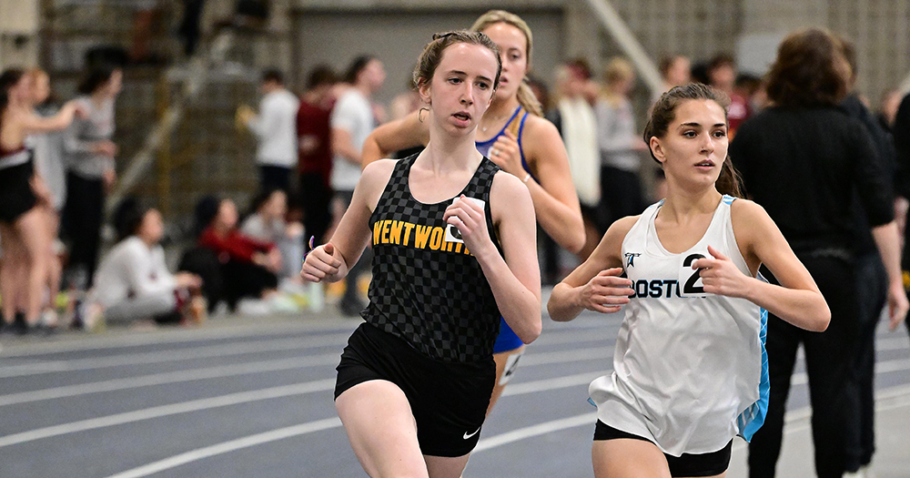 Women's Track Competes at GBTC Invitational