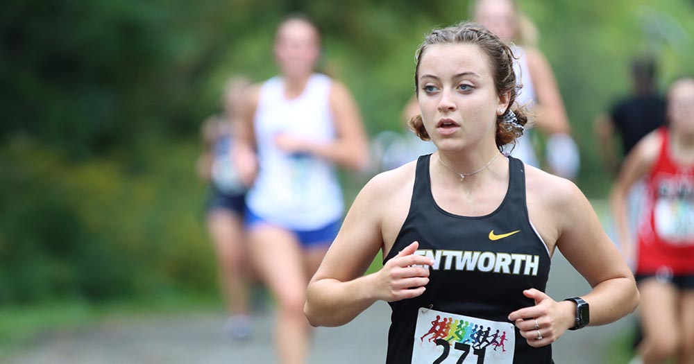 Women's Cross Country Finishes 20th at James Earley Invitational